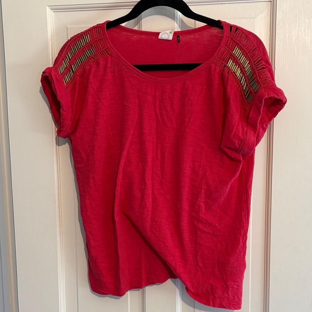 Akemi Kin - Anthropologie - magenta Short Sleeve Top - small